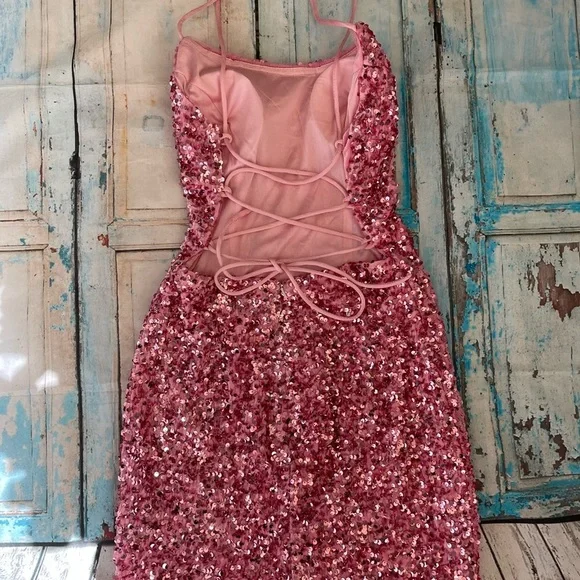 Pink sequined homecoming dress or banquet dress. - Picture 6 of 9